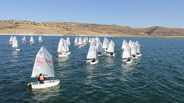 Kayseri'de bir ilk: 7 ilden 57 sporcu geldi!