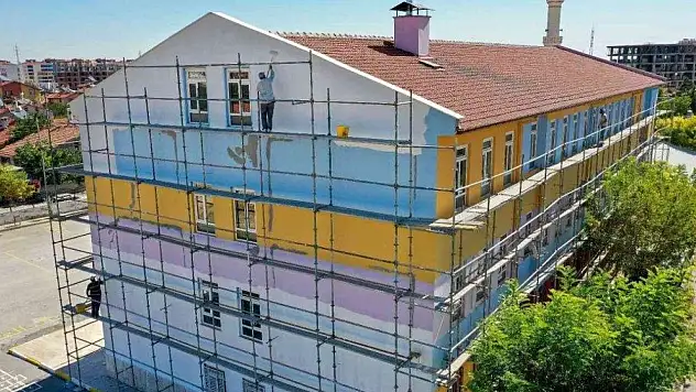 Kayseri'de bir okul daha yenileniyor!