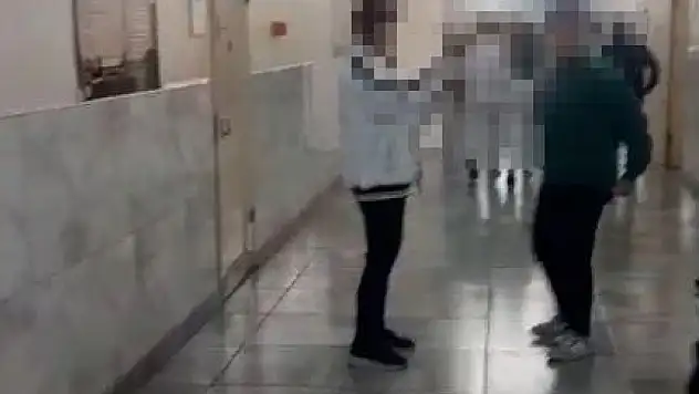 Kayseri'de bir okulda  'içim yanar' teneffüse damgasını vurdu