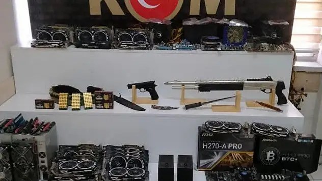 Bitcoin üretim tesislerine operasyon: 6 gözaltı