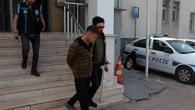 Tutuklandı!