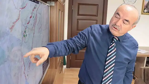 Kayseri'de bu 6 bölgeye dikkat! Jeoloji mühendisi Evsen fayları sıraladı