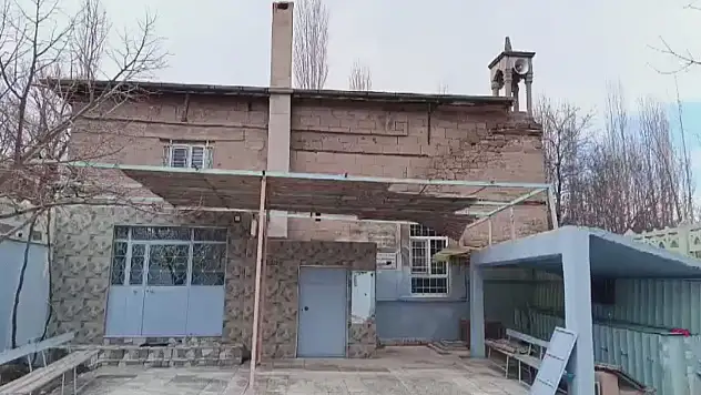 Kayseri'de bu camiye bakanlar bir daha bakıyor! İşte sebebi...