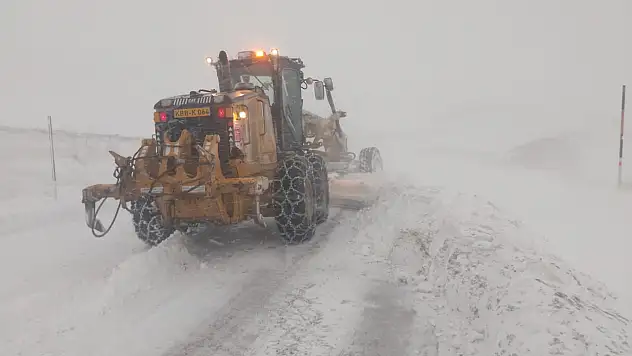 Kayseri'de bu yollar kapandı! 108 mahalleye ulaşım sağlanmıyor