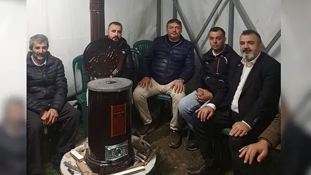 Kayseri'de büyük acı yaşayan aileye dikkat çeken ziyaret!