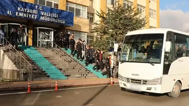 Kayseri'de büyük operasyon! Aylarca izlendiler, tek tek yakalandılar