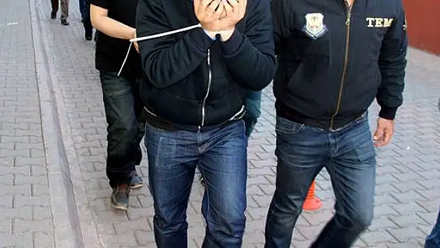 Bylock kullanıcısı 21 eski öğretmen hakim karşısında