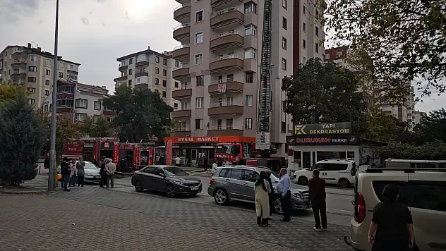 Kayseri'de çatı katında çıkan yangın söndürüldü!