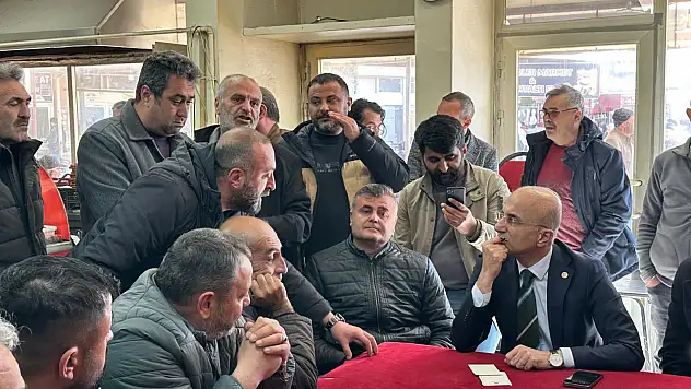 Kayseri'de CHP'li vekil pür dikkat dinledi, not aldı! Kimler dert yandı?