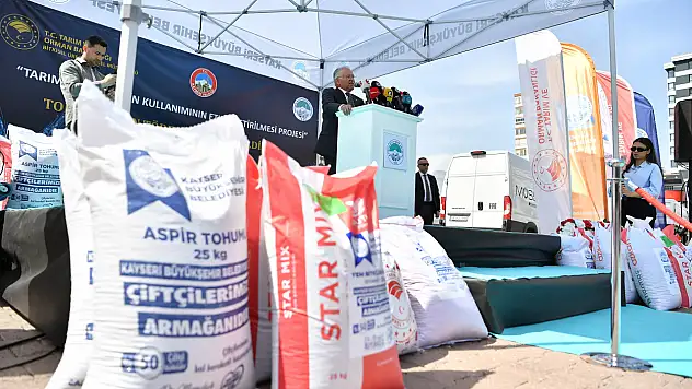 Kayseri'de çiftçiye büyük jest! Tonlarca dağıtıldı