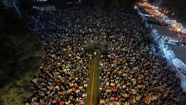 Kayseri'de dikkat çeken kalabalık! İzlemek için akın ettiler