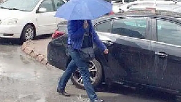 KAYSERİ'DE DOLU YAĞDI
