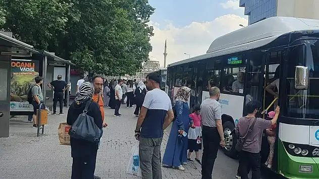 Kayseri'de durakta beklemeyin! Bu otobüslerin saatleri değişiyor