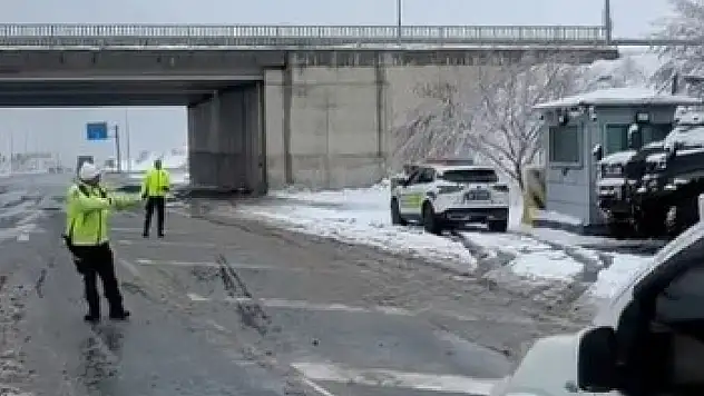 Kayseri'de ekipler çalışmalarına devam ediyor! 'Trafikte sıfır can kaybı'