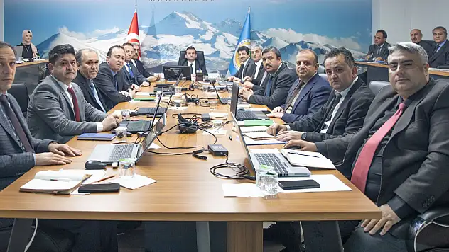 Kayseri'de emirleri 'talimatlandırmak' için toplandılar!