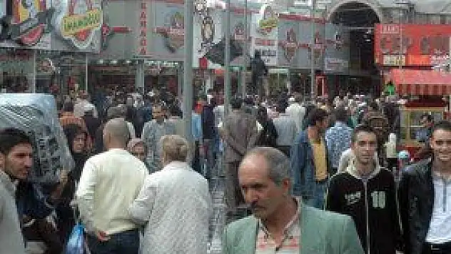 KAYSERİ'DE ERKEK NÜFUS KADIN NÜFUSTAN FAZLA