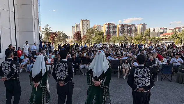 Kayseri'de geleceğin kâşifleri yıl sonunu böyle kutladı