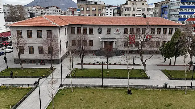 Kayseri'de geleceğin sanatçıları yetişecek!