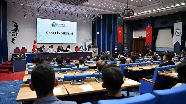 Kayseri'de genç dostu projeler masaya yatırıldı