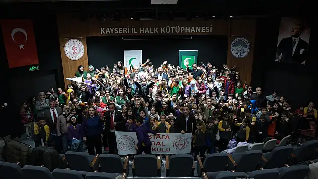 Kayseri'de gençler bakın kiminle buluştu?