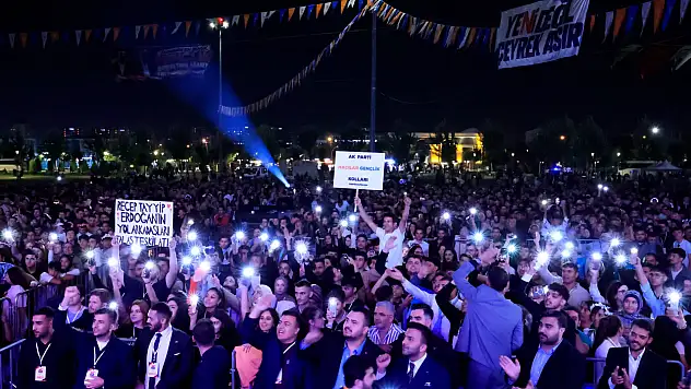 Kayseri'de gençlik buluşması! Bİ'Fest'te renkli görüntüler