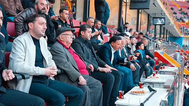 Kayseri'de gol yağmuru devam ediyor! İşte 3. gol sevinci