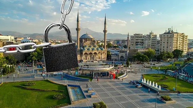 Kayseri'de günde 4 esnaf kepenk kapattı!