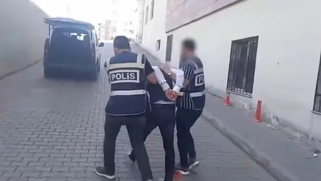 Kayseri'de iki firari yakalandı