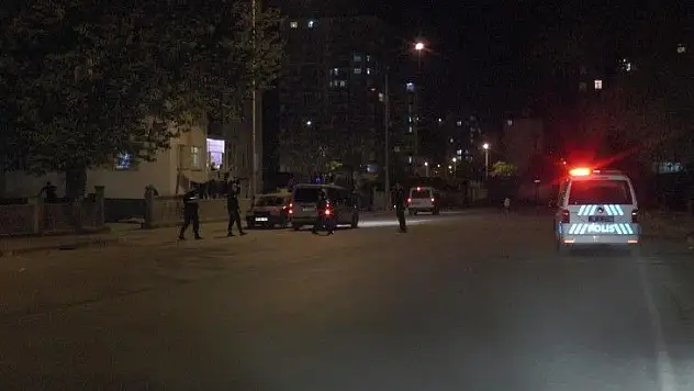 İki grubun kavgası kanlı bitti