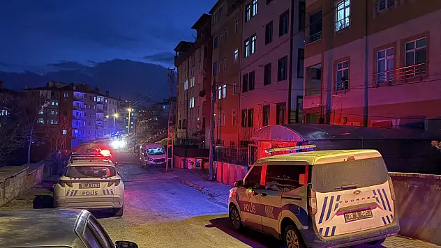 Kayseri'de iki kişi arasındaki tartışma kanlı bitti! Erkek arkadaşını banyoda öldürdü