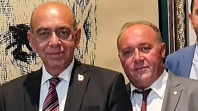 Kayseri'de ilçe başkanı kalbine yenik düştü!