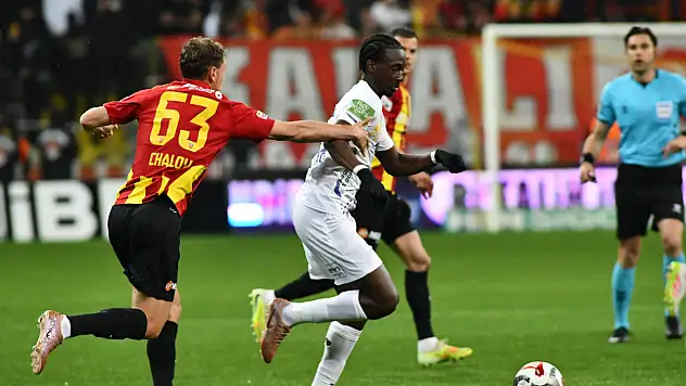 Kayseri'de ilk yarı sona erdi! Gol iptal edildi