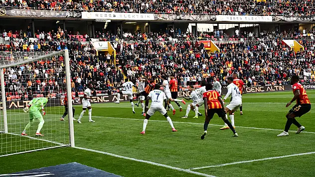 Kayseri'de ilk yarıda gol yok