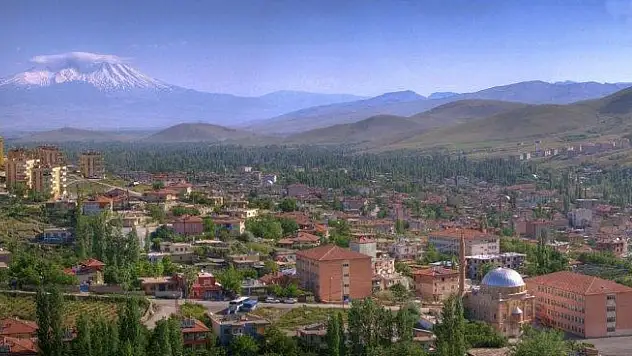 Kayseri'de kaçırılmayacak fırsat: 3 bin metrekare taşınmaz açık artırmada!