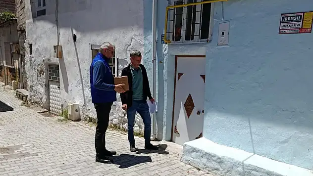 Kayseri'de kapı kapı dolaşıp dağıttılar