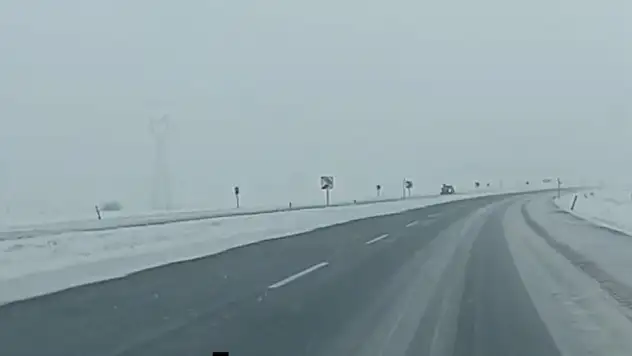 Kayseri'de kar yağışı sonrası bazı yollar trafiğe kapatıldı