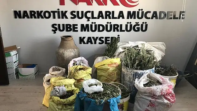  KAYSERİ'DE 9 KİLO ESRAR ELE GEÇİRİLDİ