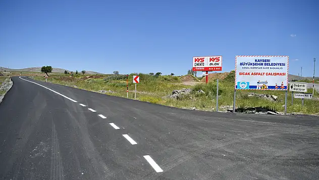 Kayseri'de kırsal ulaşıma 43,7 milyon TL'lik asfalt yatırımı