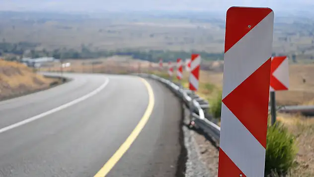 Kayseri'de kış öncesi kritik hazırlık: Kırsal yollarda çalışma başladı