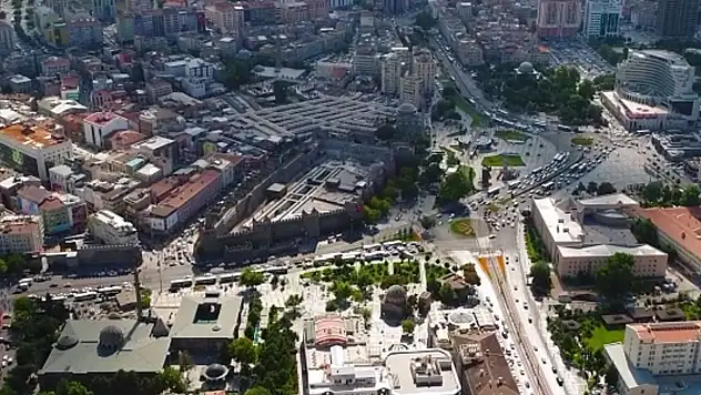 Kayseri'de kitap tarlası