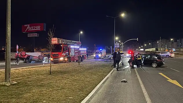 Kayseri'de korkutan kaza! Kamyonet takla attı