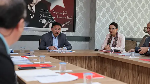 Kayseri'de 'Koruyucu Aile' ve 'Aile Yılı' masaya yatırıldı