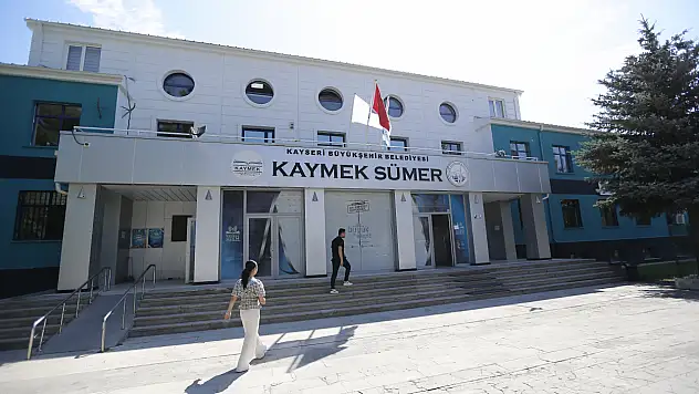 Kayseri'de KPSS'ye hazırlananlara destek!