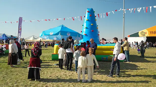Kayseri'de lezzet festivali oyun ve sporla renklendi!