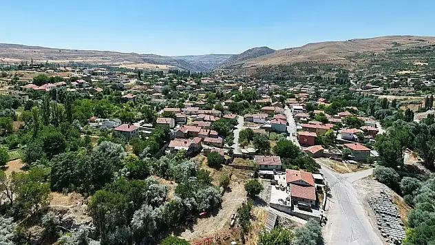Kayseri'de mezarlık yolları yenileniyor: Çalışmalar yerinde incelendi