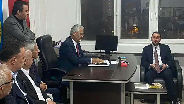 Kayseri'de MHP heyetinden vakıf ziyareti