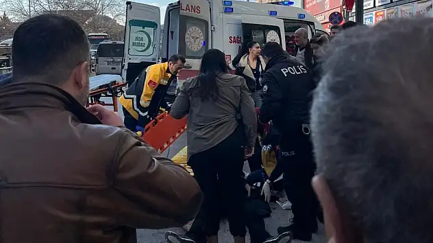 Kayseri'de motosikletli yayaya çarptı!