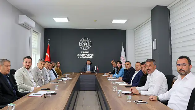 Kayseri'de Müdürler toplandı