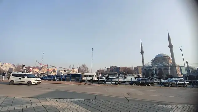 Kayseri'de o alanda çalışanlara 4 bin 45 lira fazla çalışma ücreti ödenecek!