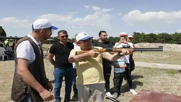 Kayseri'de o dernek genel kurula gidiyor